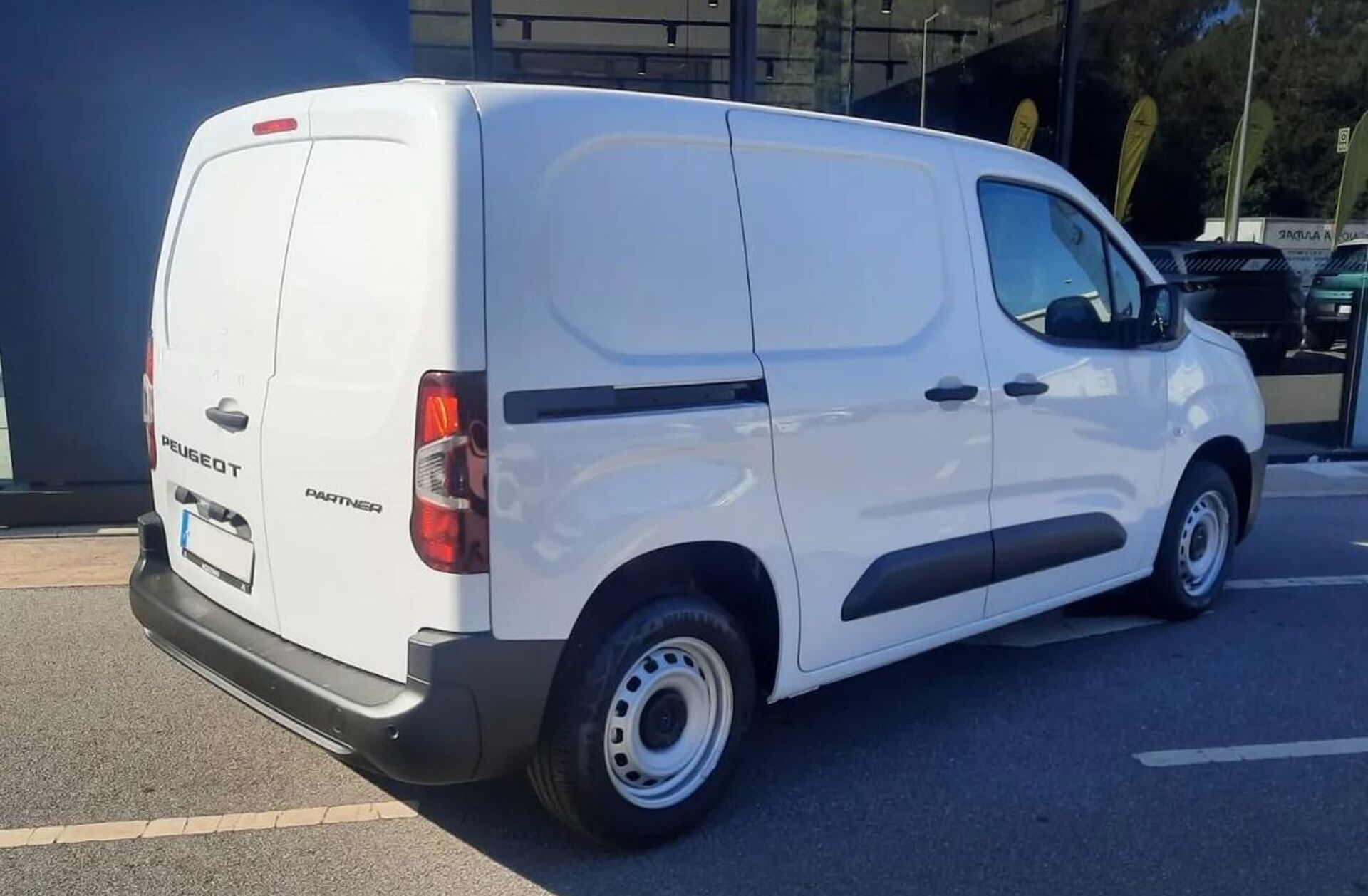 PEUGEOT Partner 1.5 BlueHDi Standard