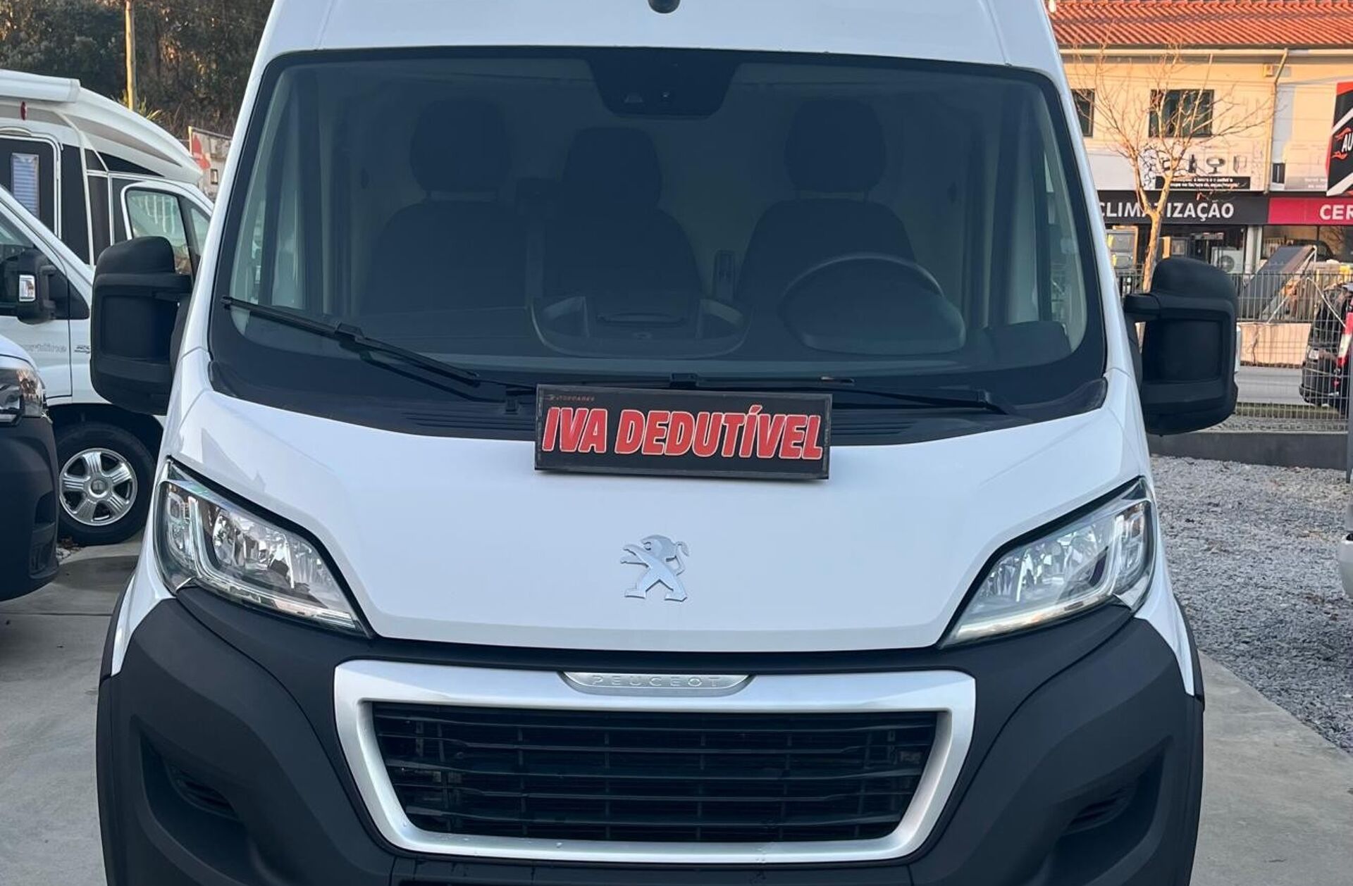 PEUGEOT Boxer 2.2 BlueHDi 330 L1H1 Pro