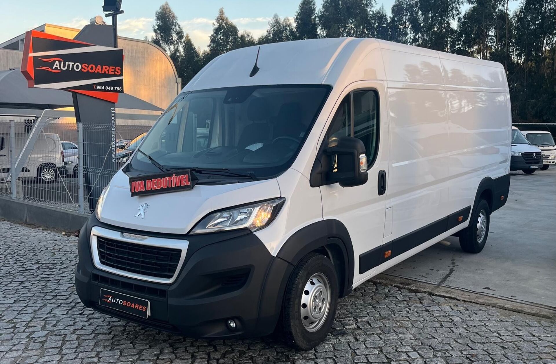 PEUGEOT Boxer 2.2 BlueHDi 330 L1H1 Pro