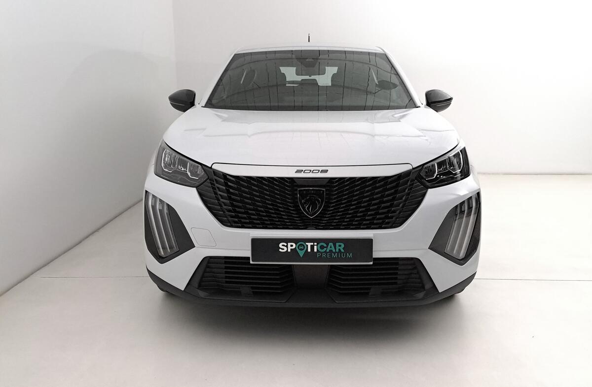 PEUGEOT 2008 1.2 Hybrid Style e-DCS6