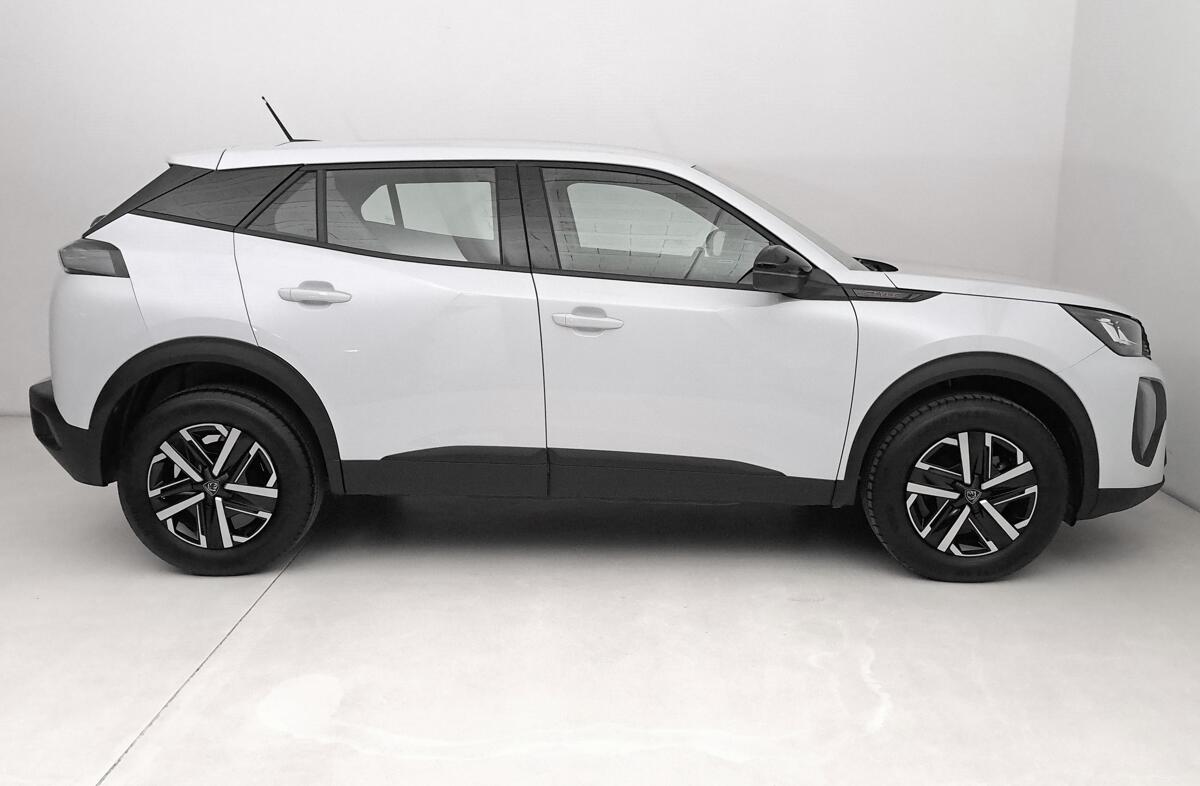 PEUGEOT 2008 1.2 Hybrid Style e-DCS6