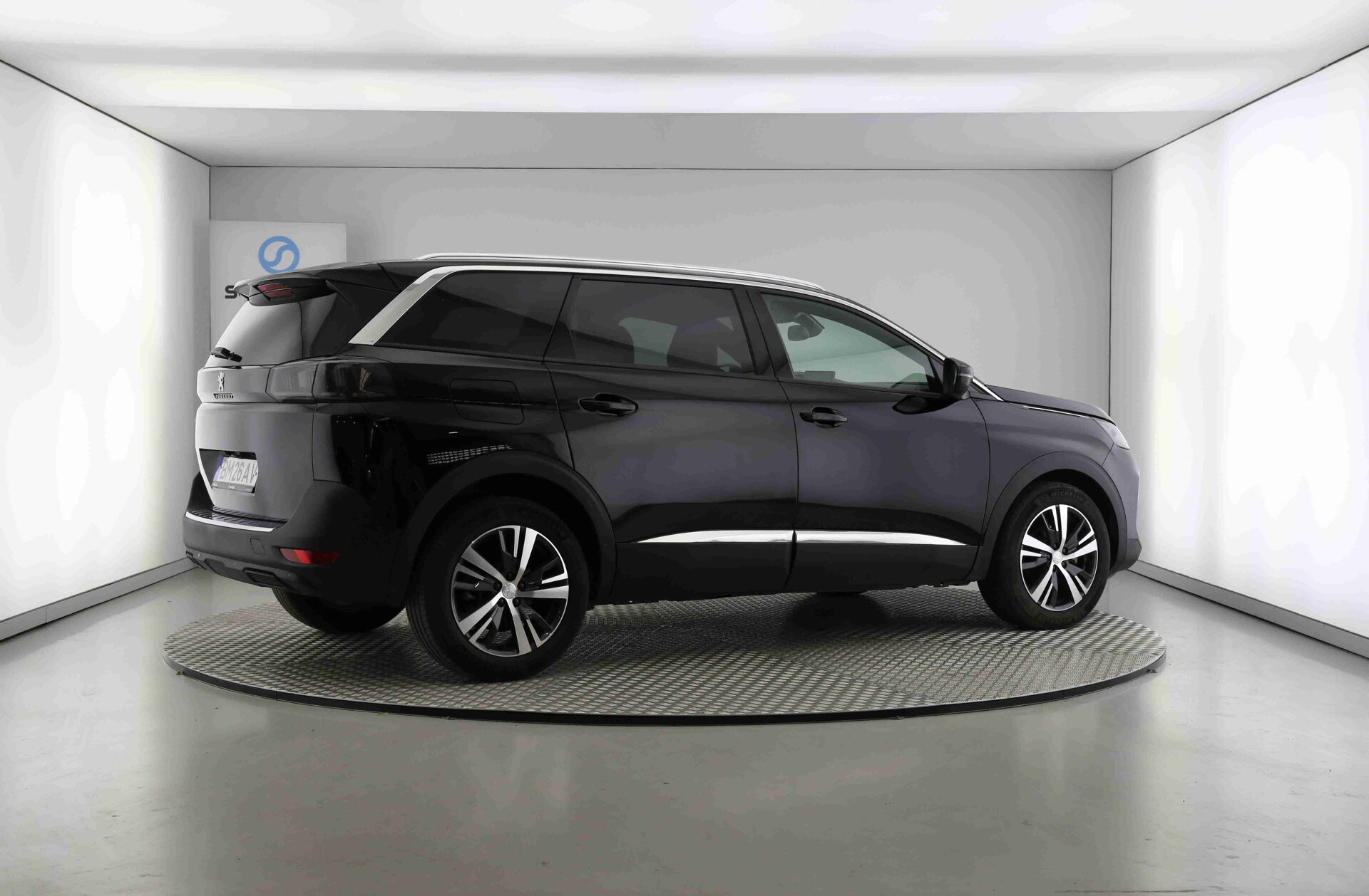 PEUGEOT 5008 1.2 PureTech Allure Pack EAT8