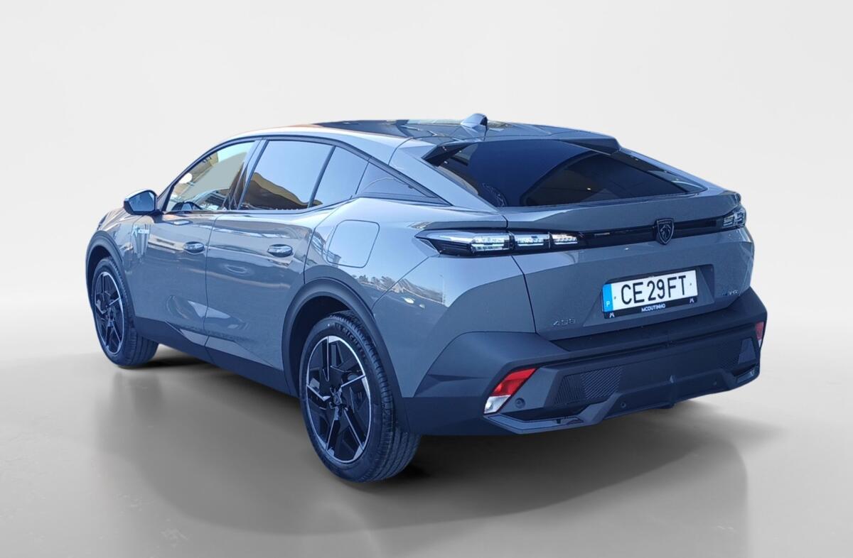 PEUGEOT 408 1.6 Hybrid Allure e-DCS7