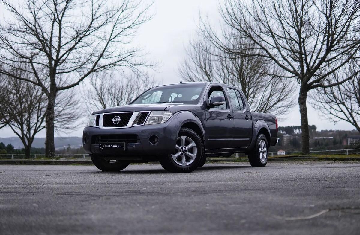 NISSAN Navara 2.5 dCi CD LE 4WD
