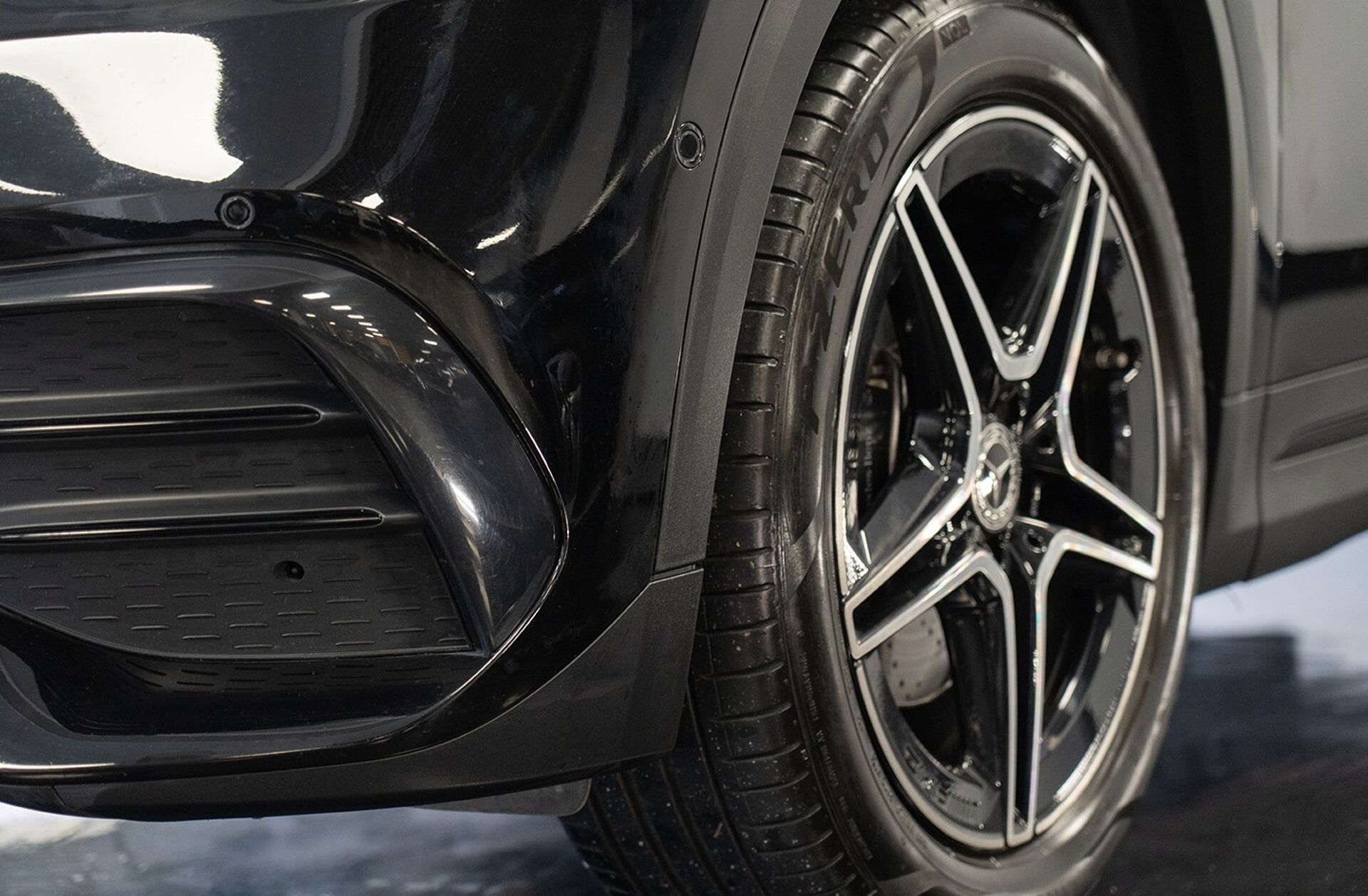 MERCEDES Classe GLA GLA 180 d AMG Line