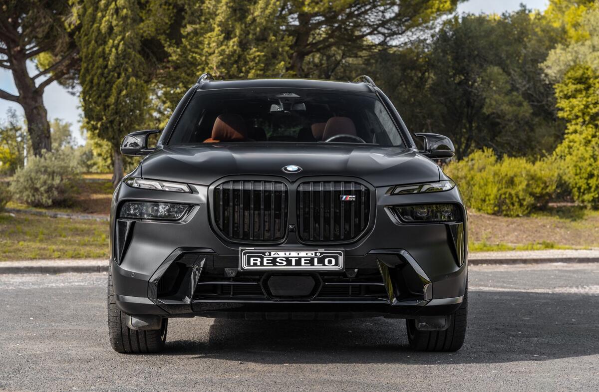 BMW X7 M60i