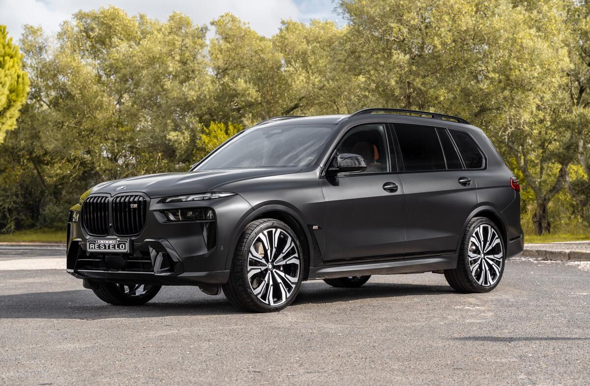 BMW X7 M60i