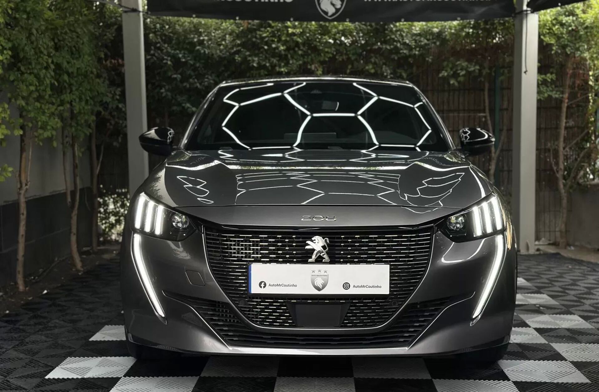 PEUGEOT 208 1.2 PureTech GT