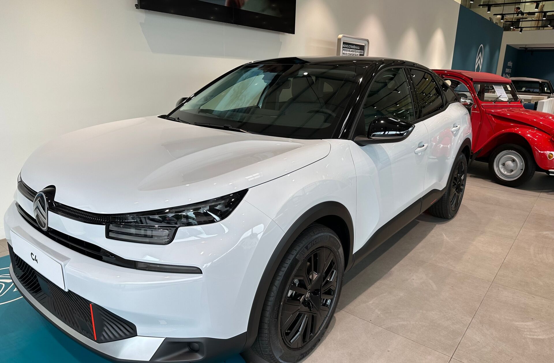 CITROEN C4 1.2 Hybrid Plus e-DSC6