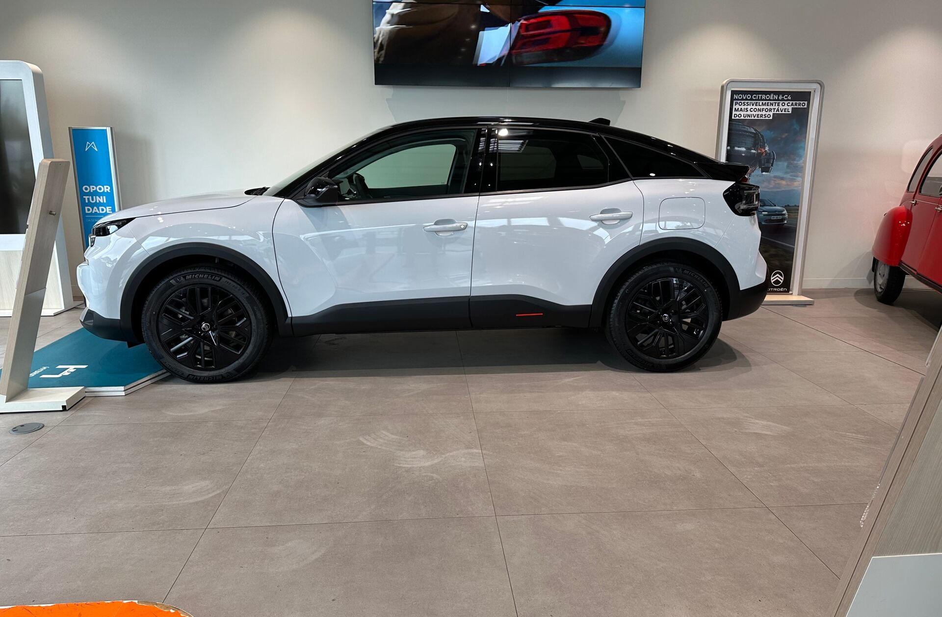 CITROEN C4 1.2 Hybrid Plus e-DSC6