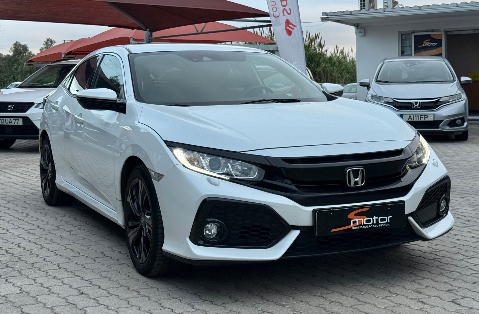 HONDA Civic 1.0 i-VTEC Executive Premium