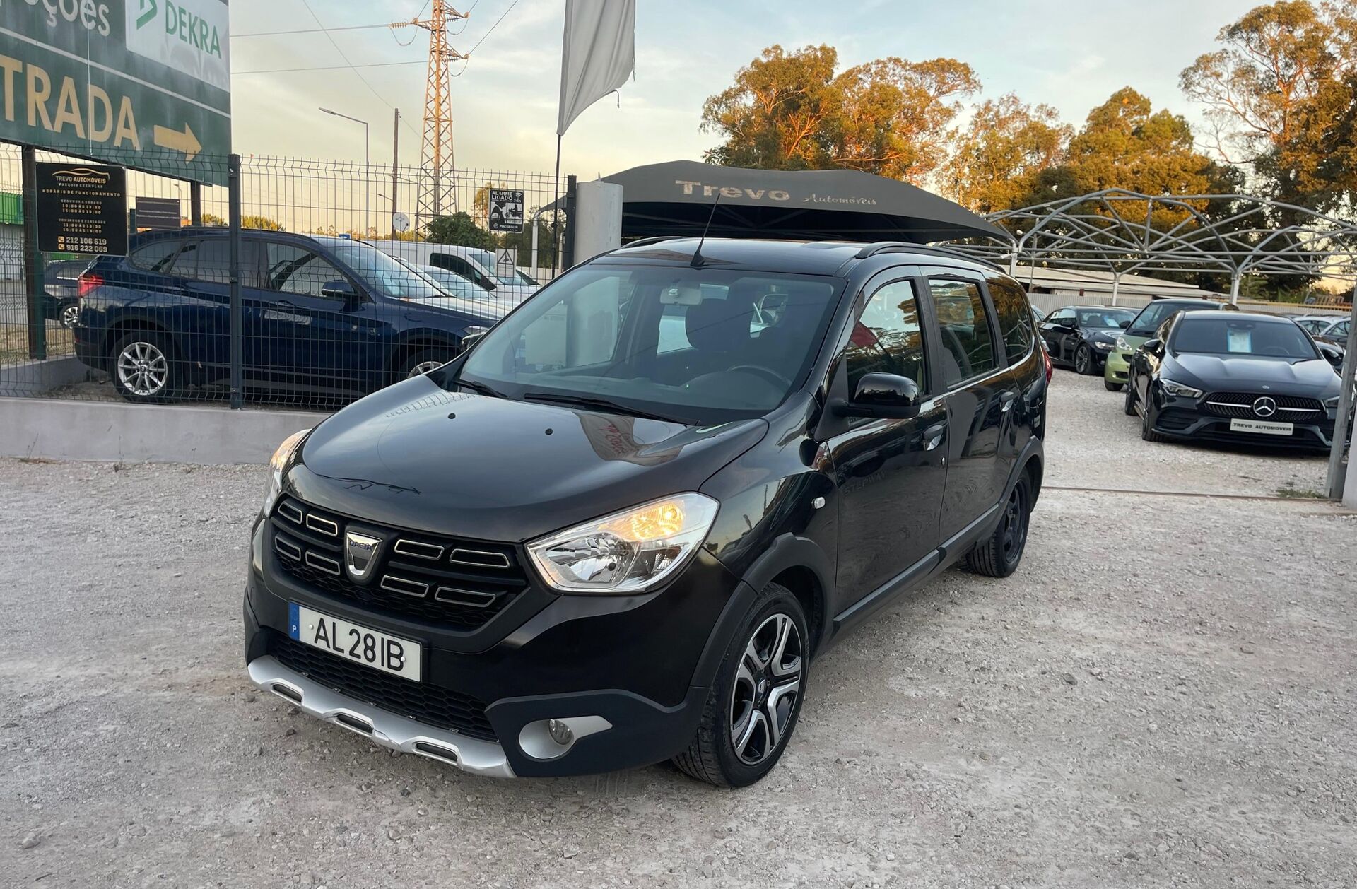 DACIA Lodgy 1.5 Blue dCi Stepway 7L