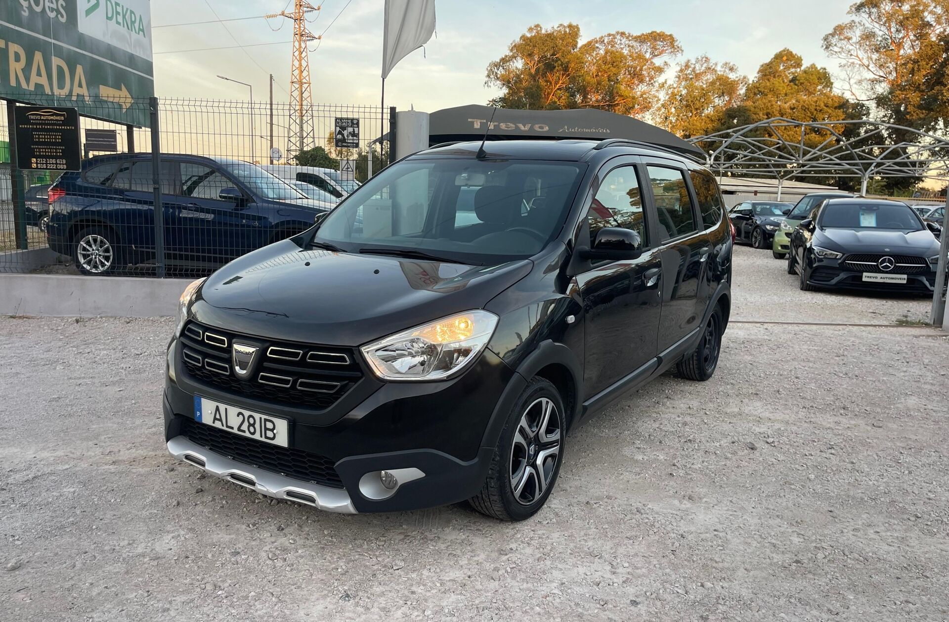 DACIA Lodgy 1.5 Blue dCi Stepway 7L