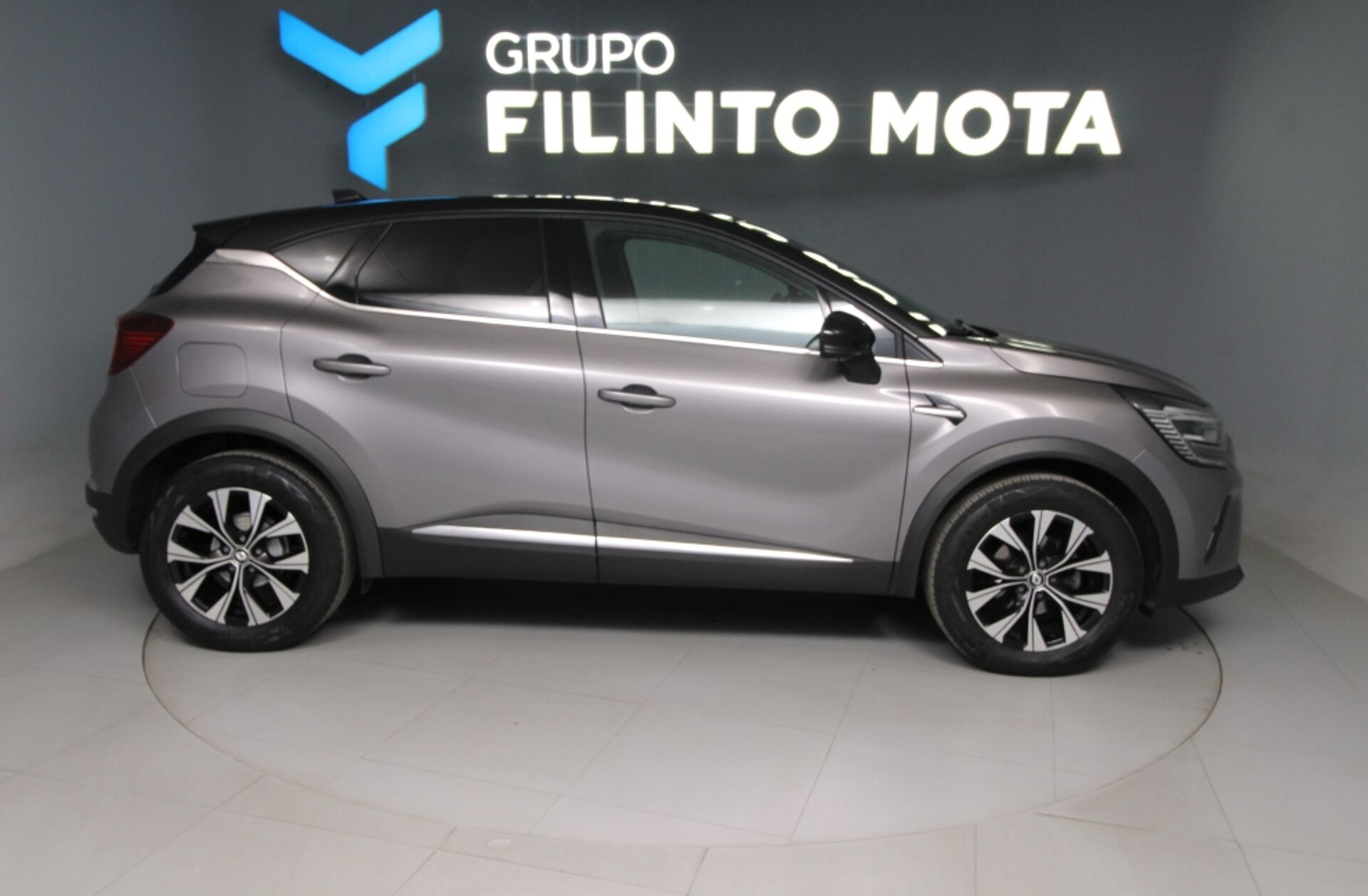 RENAULT Captur 1.0 TCe Techno Bi-Fuel