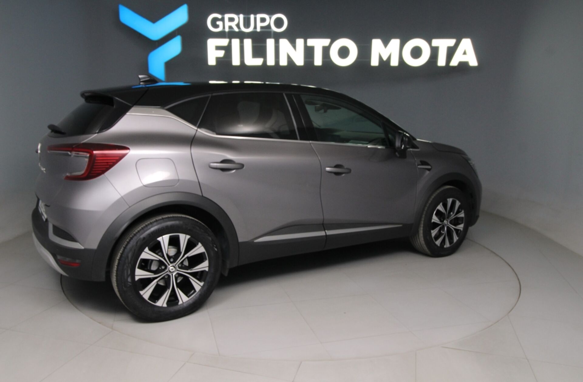 RENAULT Captur 1.0 TCe Techno Bi-Fuel