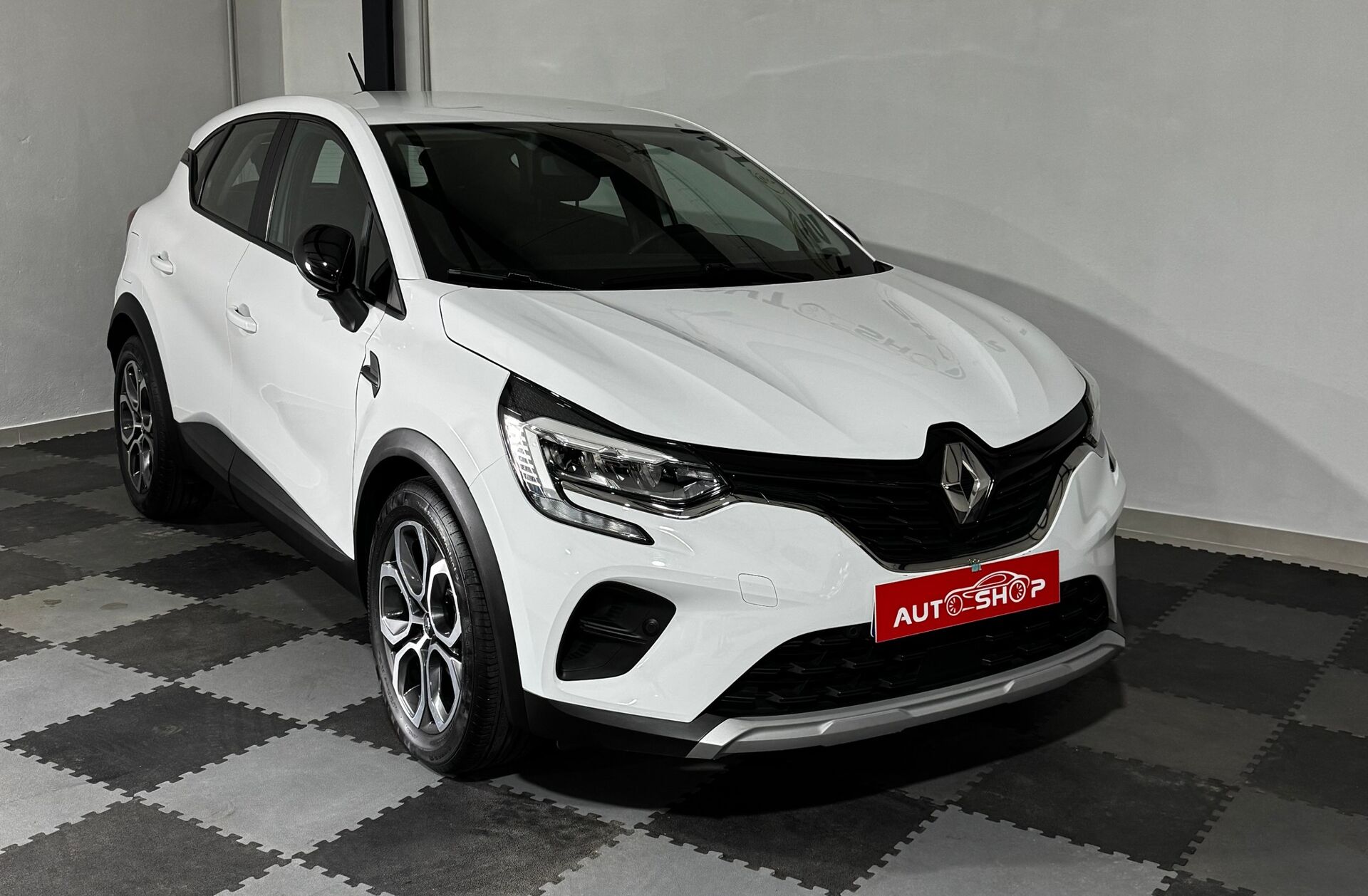RENAULT Captur 1.0 TCe Exclusive Bi-Fuel