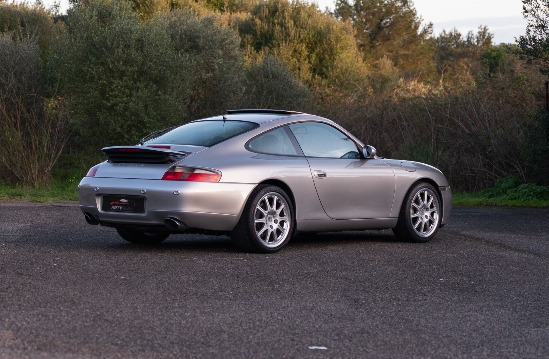 PORSCHE 911 Carrera 4 Coupé