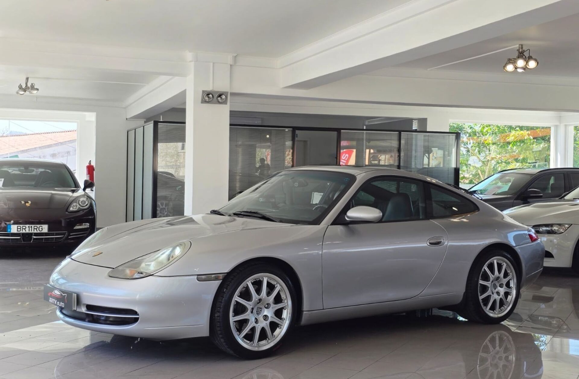 PORSCHE 911 Carrera 4 Coupé