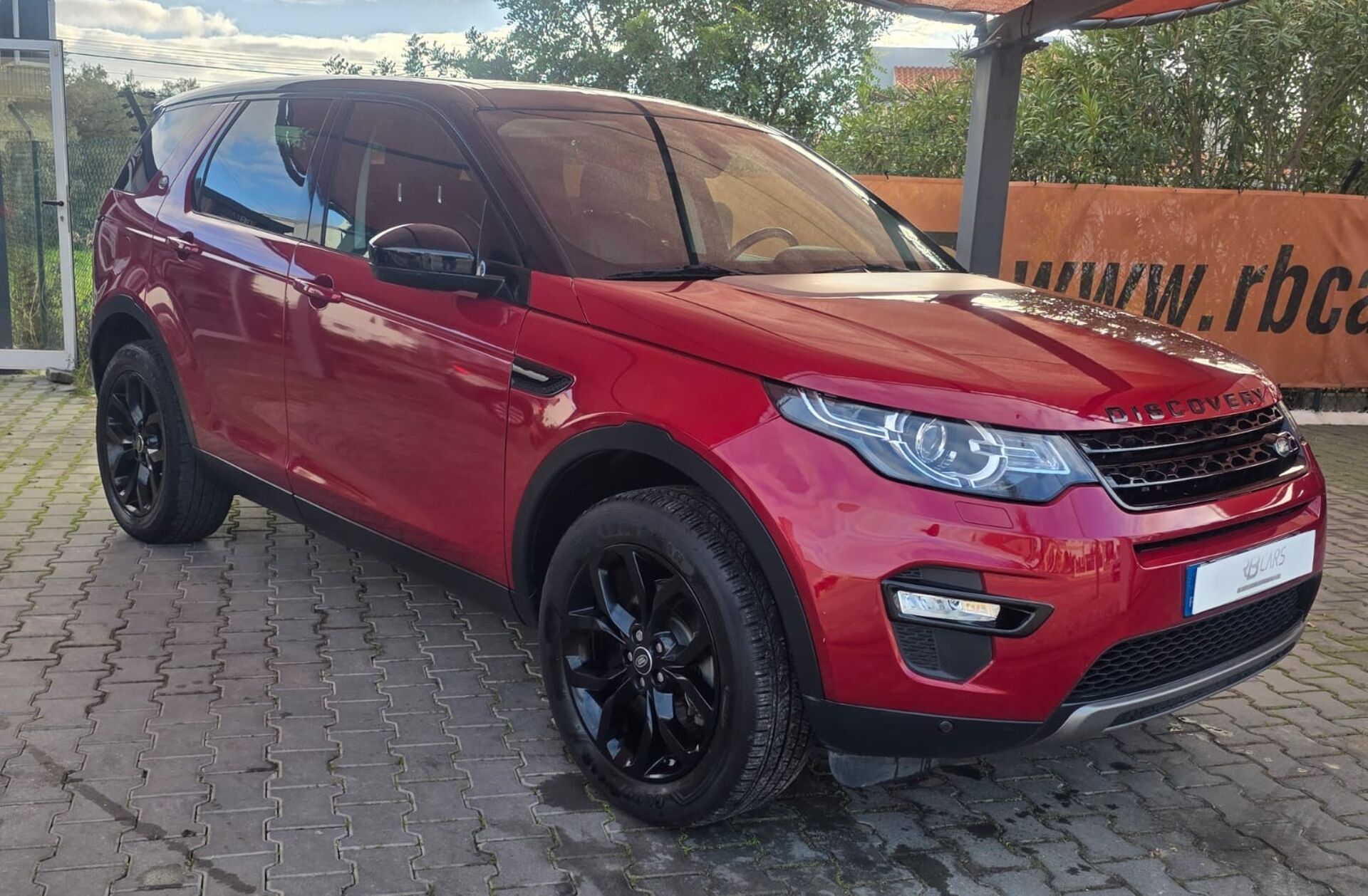 LAND ROVER Discovery 2.0 TD4 HSE Luxury Auto