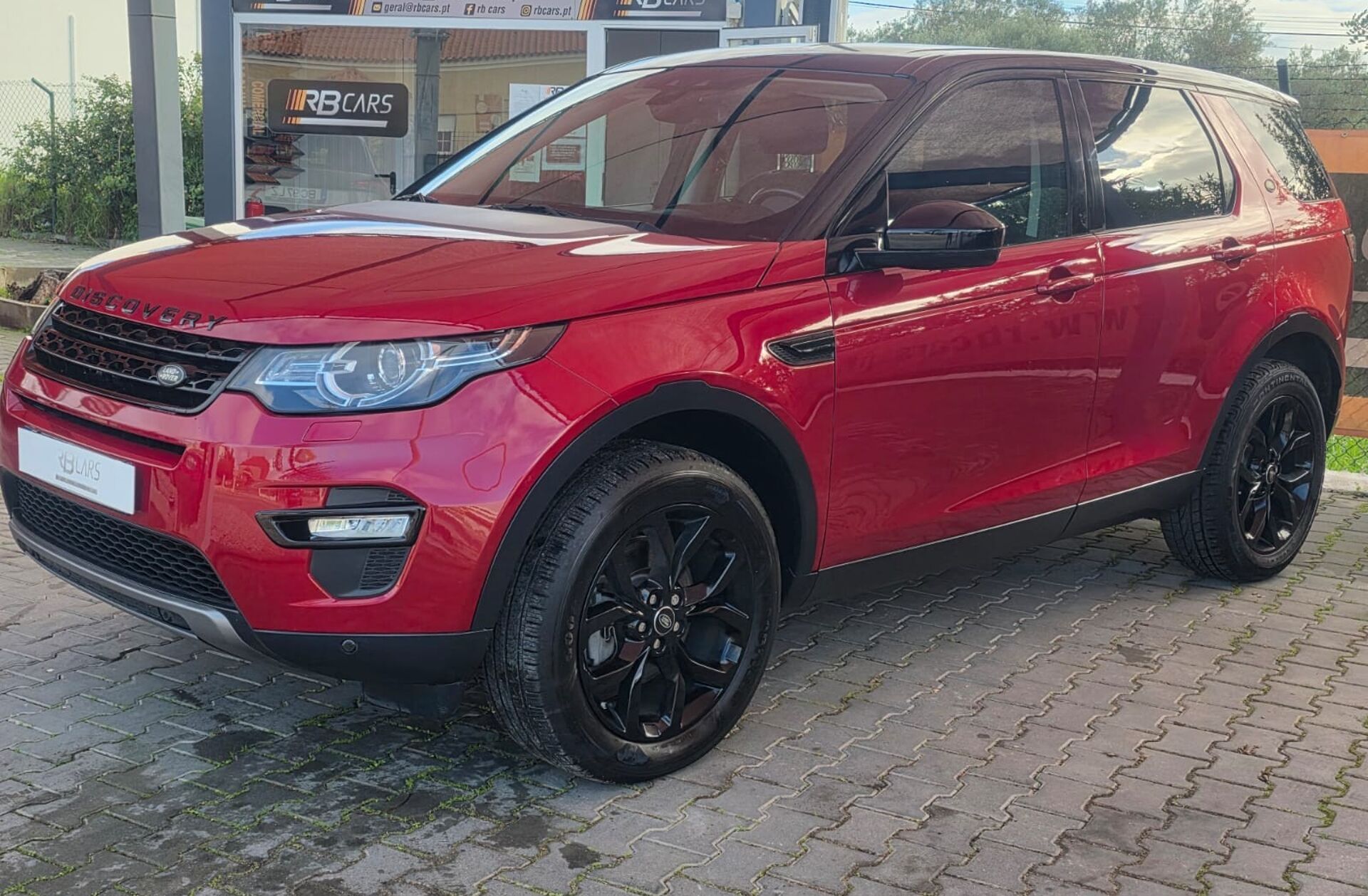 LAND ROVER Discovery 2.0 TD4 HSE Luxury Auto