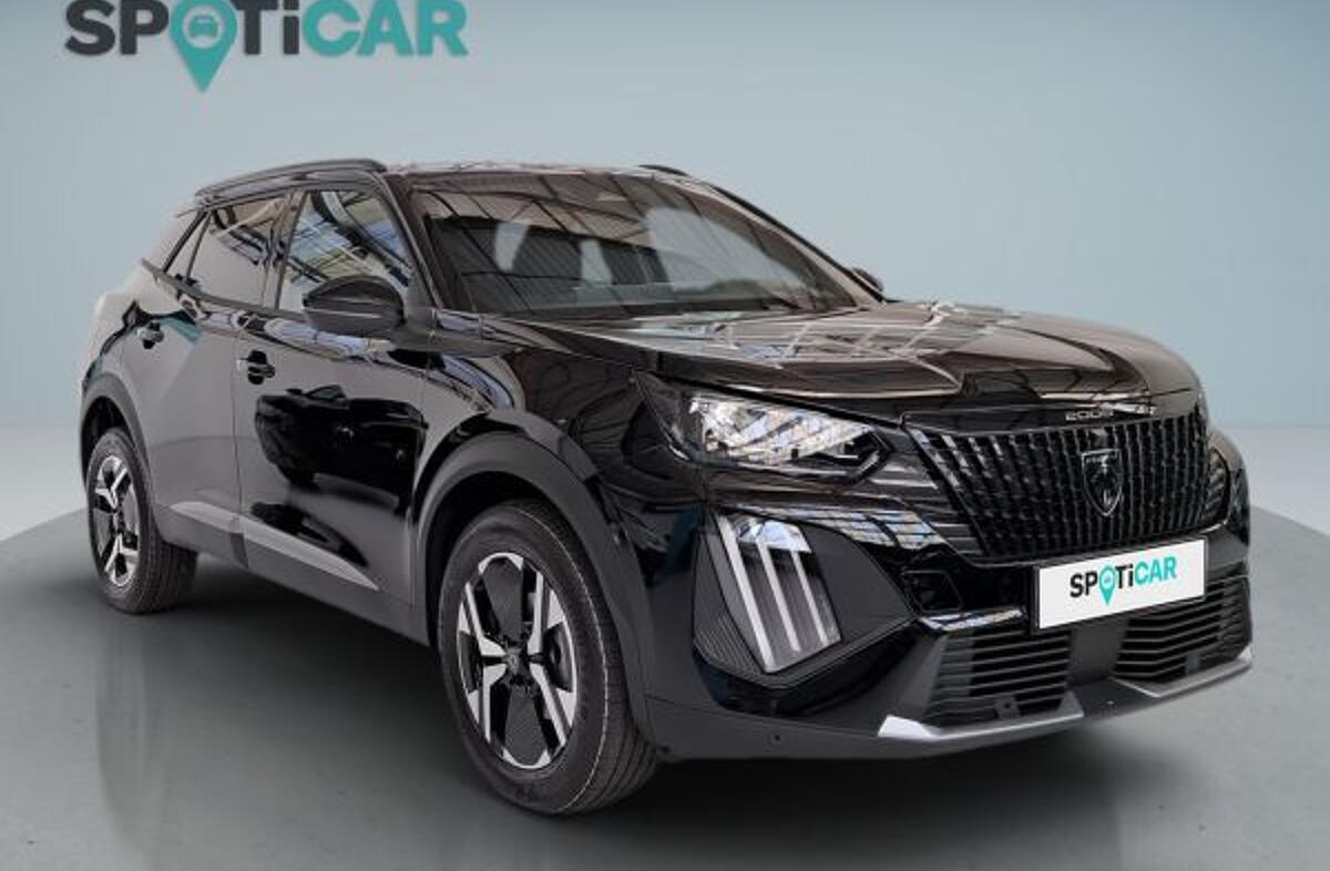 PEUGEOT 2008 1.2 Allure