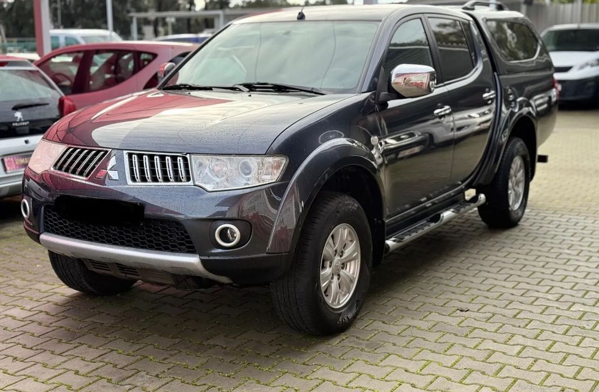 MITSUBISHI L 200 2.5 DI-D CD Intense 4WD