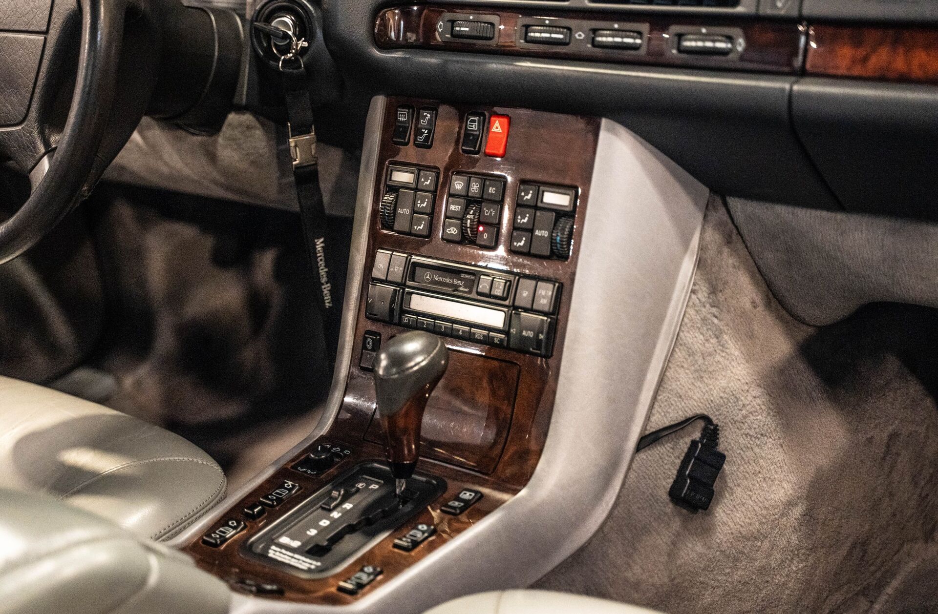 MERCEDES Classe S S 500 Coupé (500 SEC)