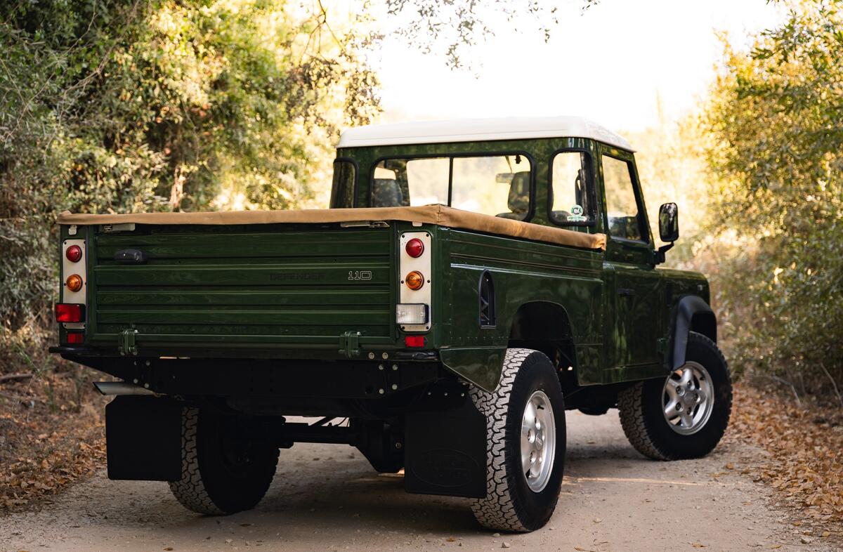 LAND ROVER Defender 110 2.5 TDi