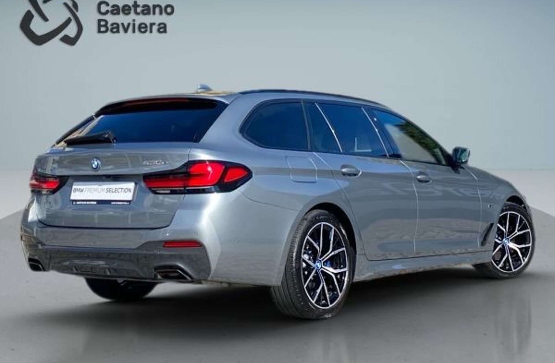 BMW Serie-5 530 e Pack Desportivo M