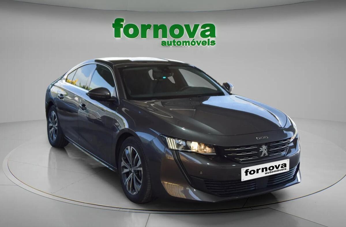 PEUGEOT 508 1.6 Hybrid Allure e-EAT8