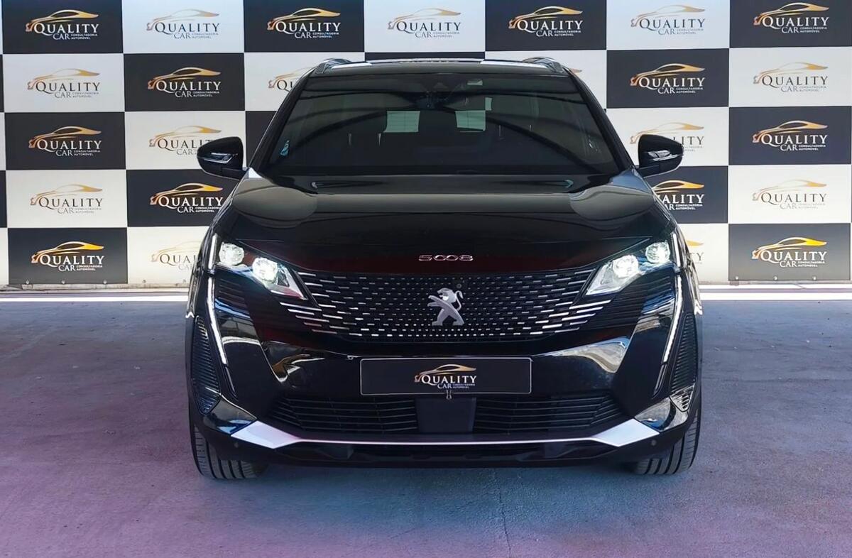 PEUGEOT 5008 1.5 BlueHDi GT EAT8