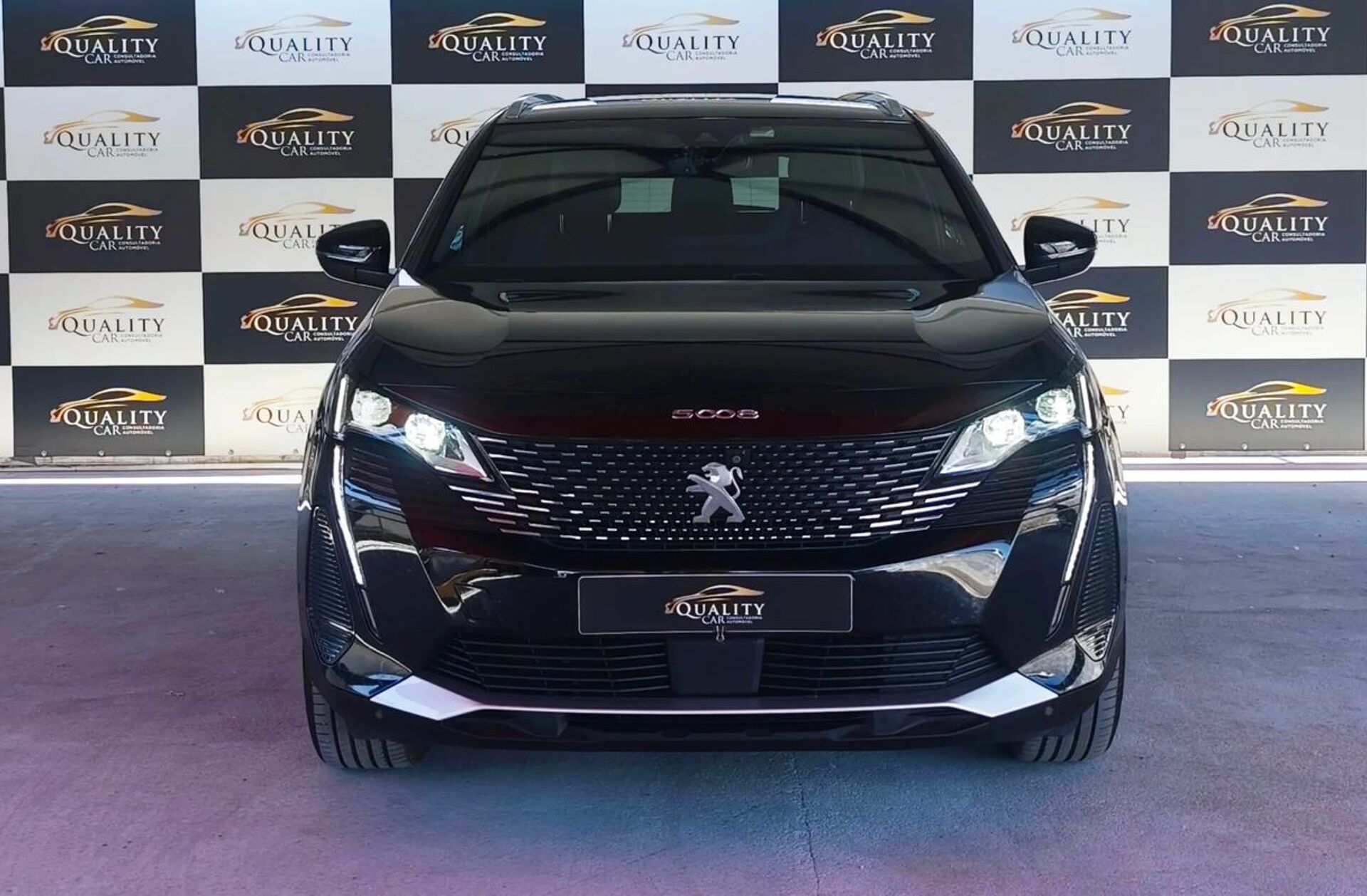 PEUGEOT 5008 1.5 BlueHDi GT EAT8