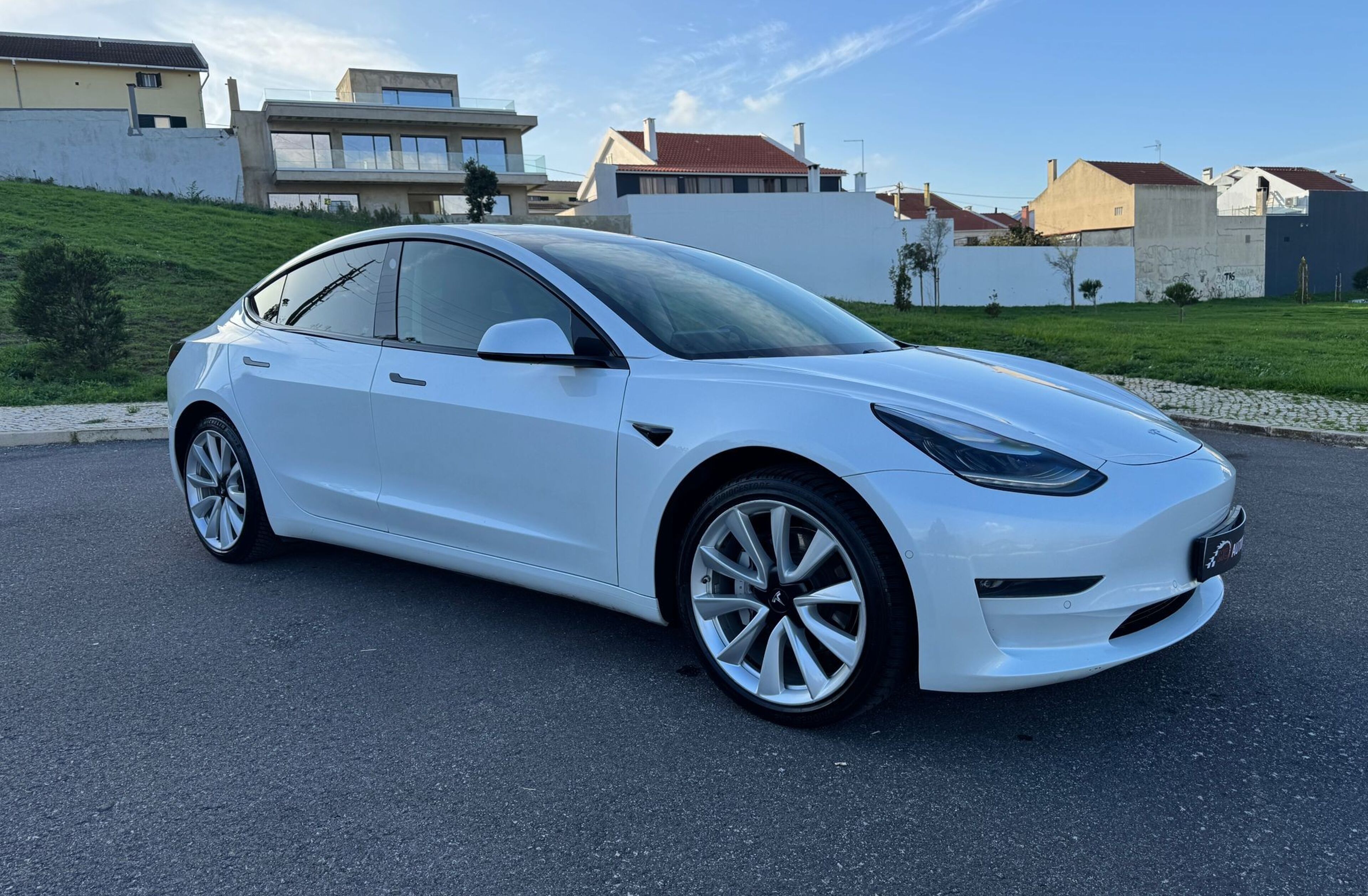 TESLA Model 3 Long-Range Dual Motor AWD