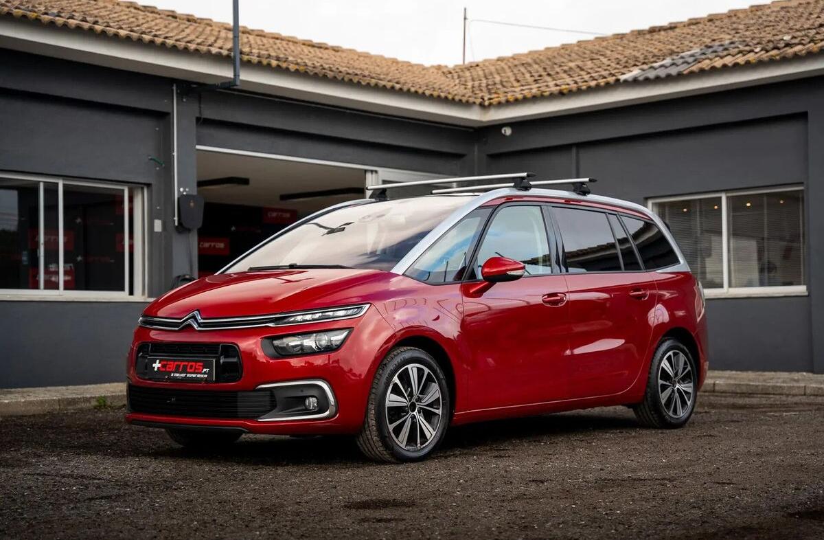 CITROEN C4 G. Space.1.5 BlueHDi Shine EAT8