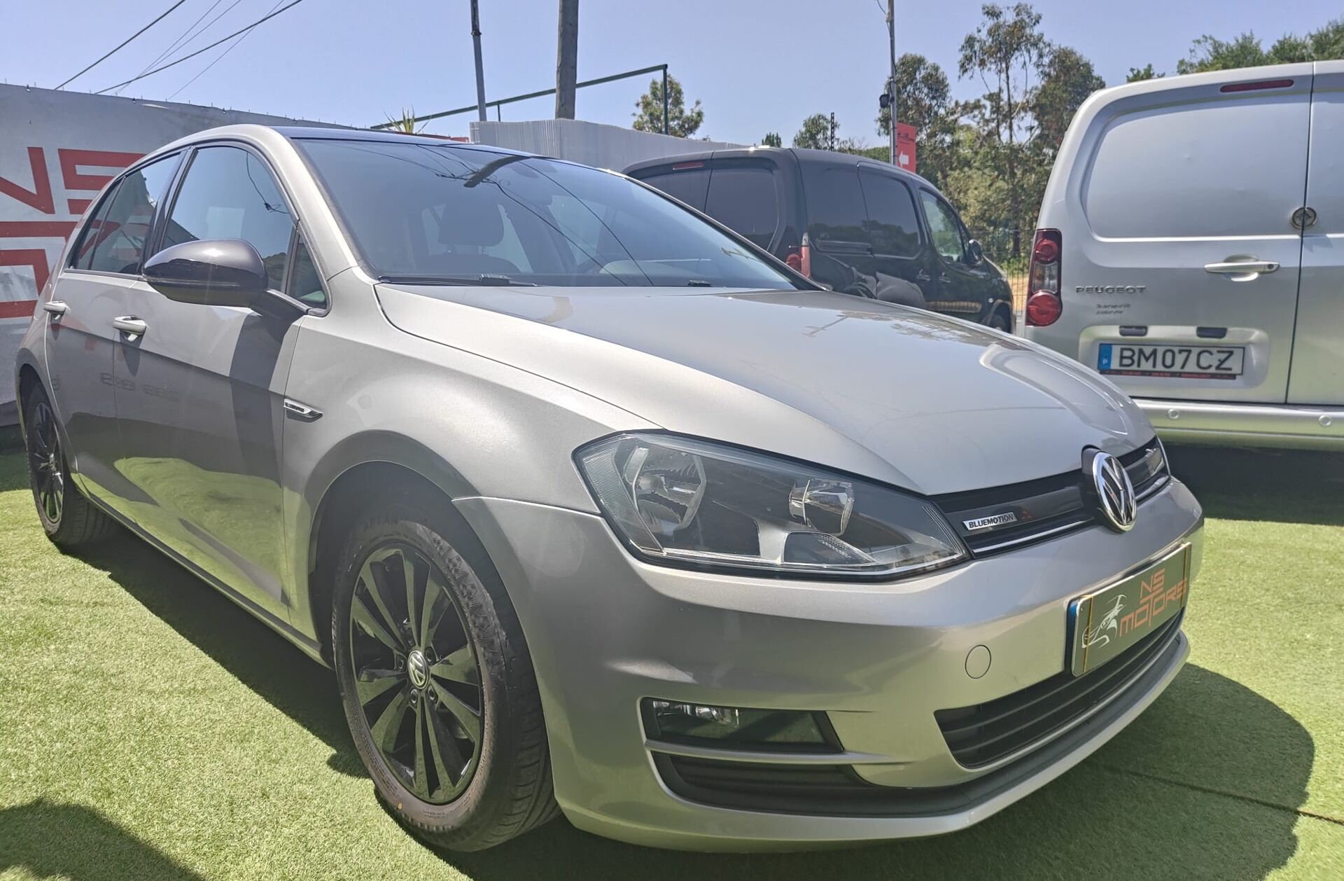 VOLKSWAGEN Golf 1.0 TSI Trendline