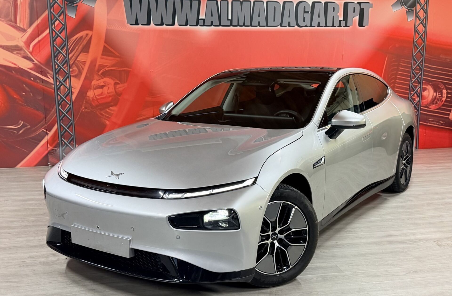 XPENG P7i 86.2 kWh Long Range