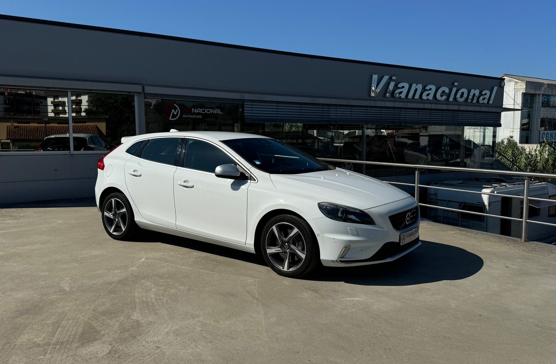 VOLVO V40 1.5 T3 Sport Edition R Geartronic