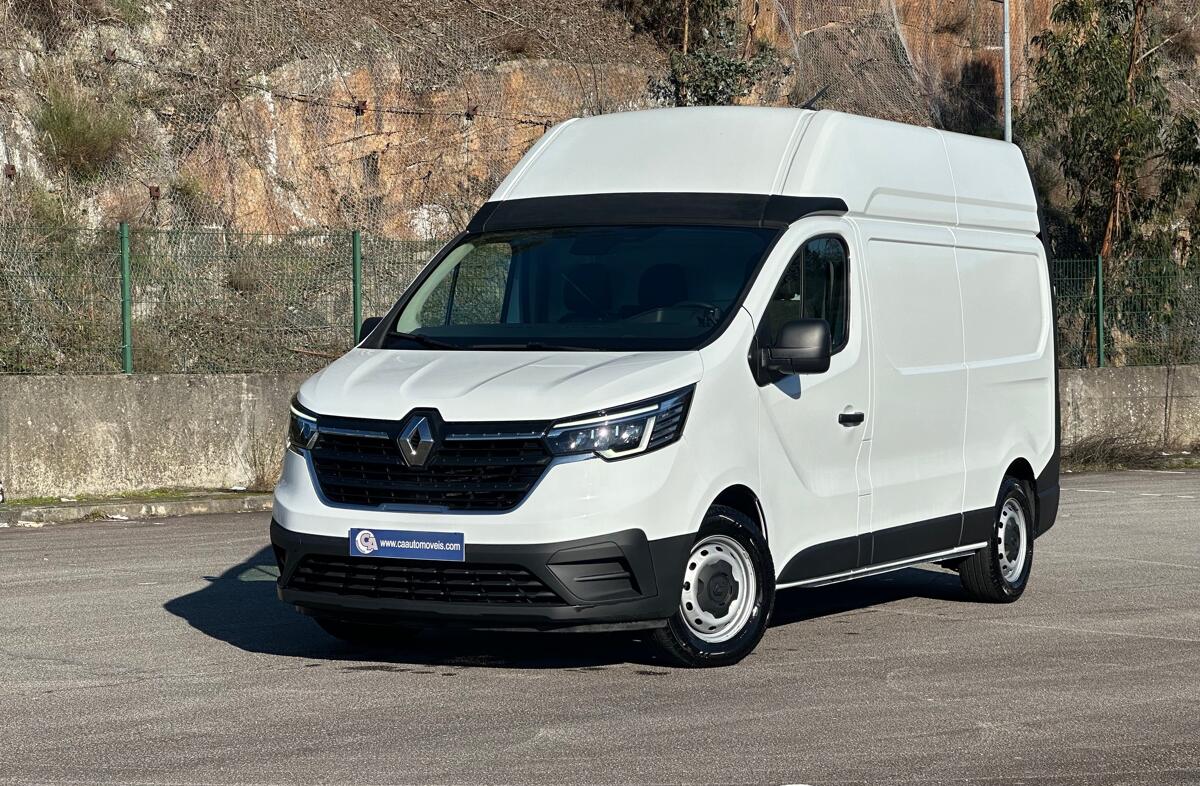 RENAULT Trafic 2.0 Blue dCi L1H2 IP