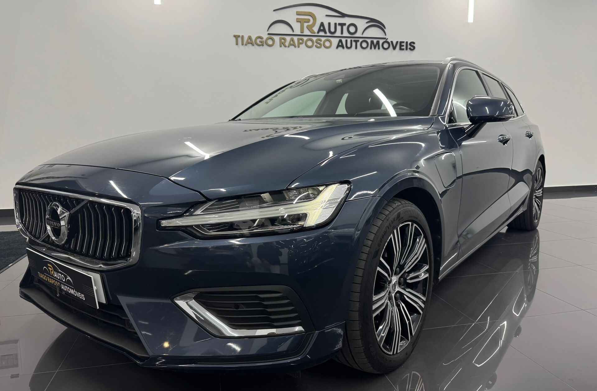 VOLVO V60 2.0 T6 AWD TE Inscription