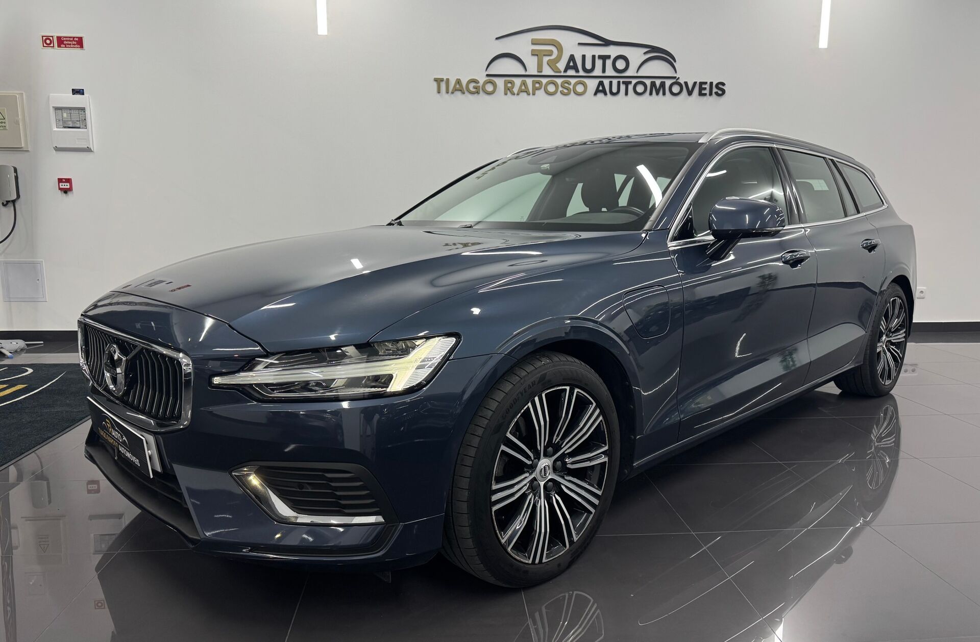 VOLVO V60 2.0 T6 AWD TE Inscription