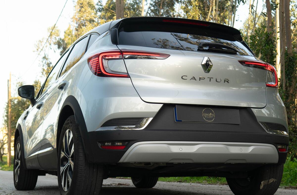 RENAULT Captur 1.0 TCe Equilibre Bi-Fuel