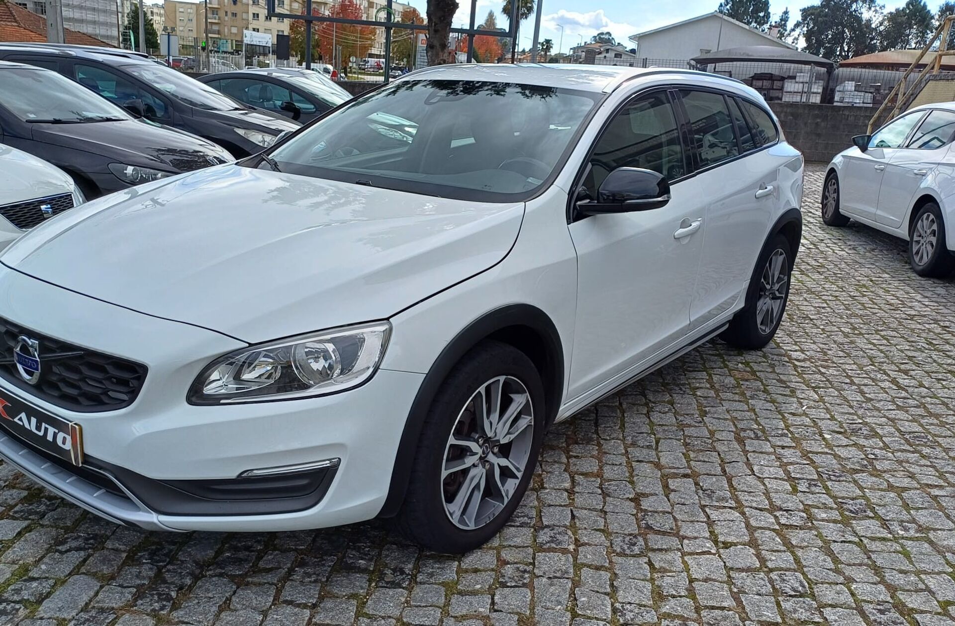 VOLVO V60 2.0 D3 Summum