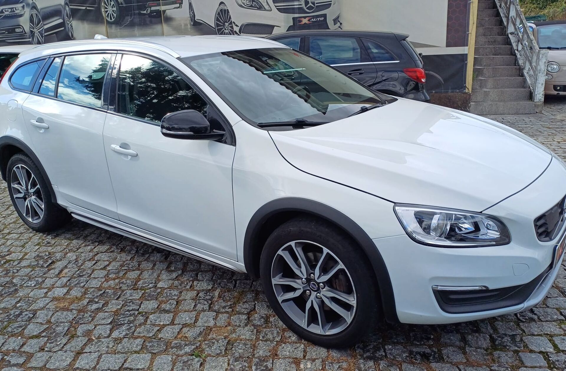 VOLVO V60 2.0 D3 Summum