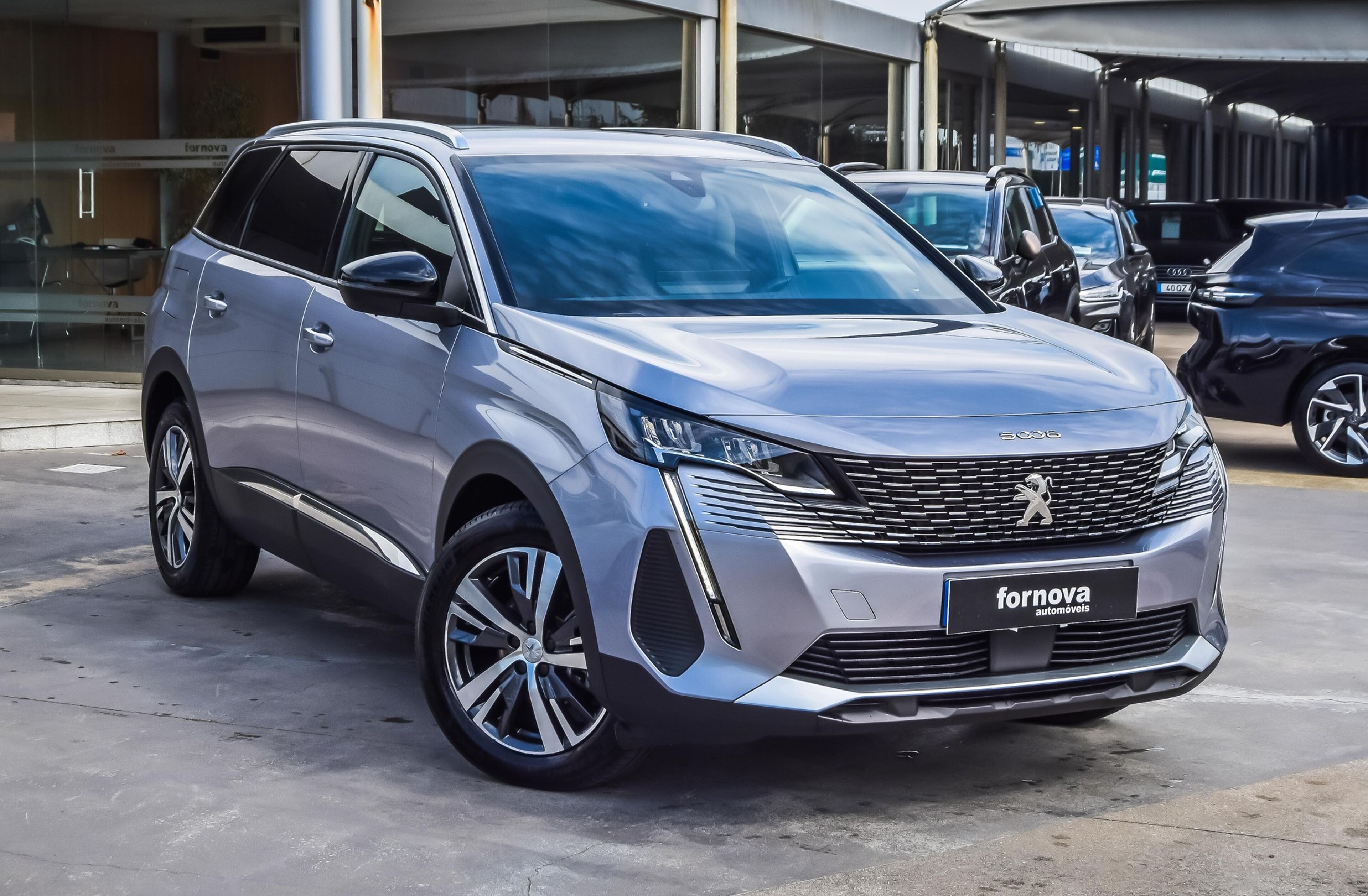 PEUGEOT 5008 1.5 BlueHDi Allure EAT8