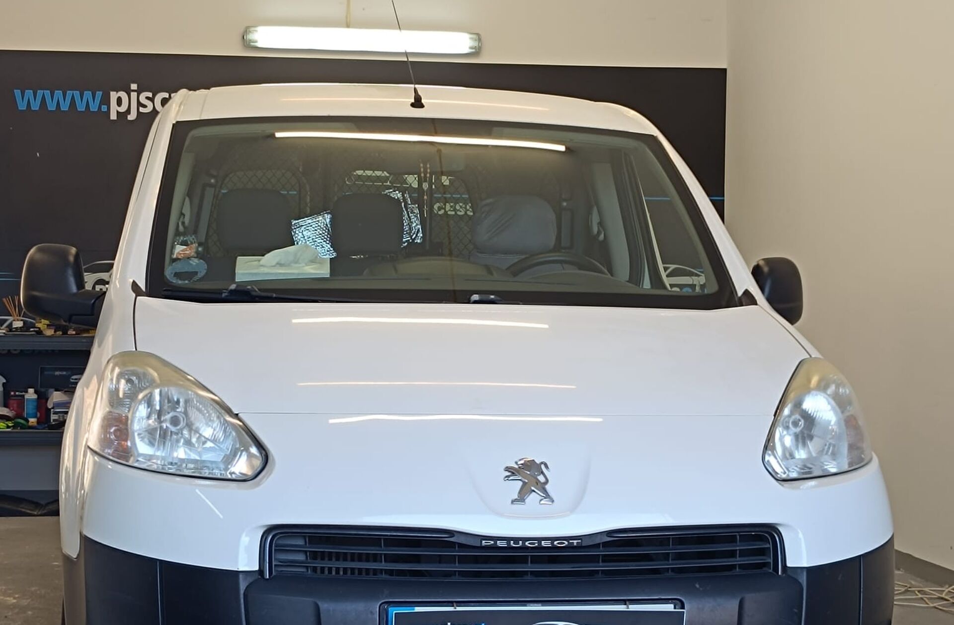 PEUGEOT Partner 1.6 e-HDi Confort