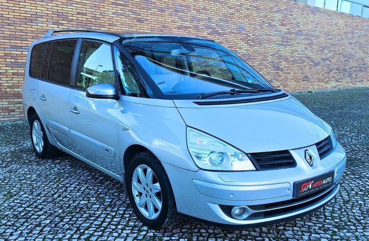 RENAULT Espace 2.0 dCi Initiale 7L