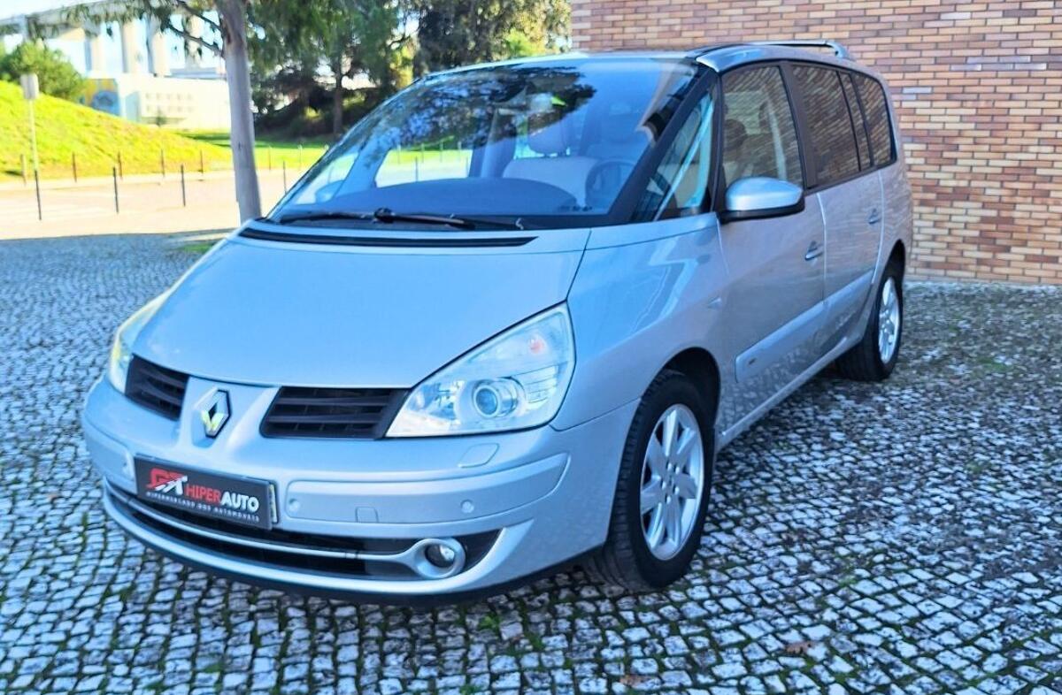 RENAULT Espace 2.0 dCi Initiale 7L