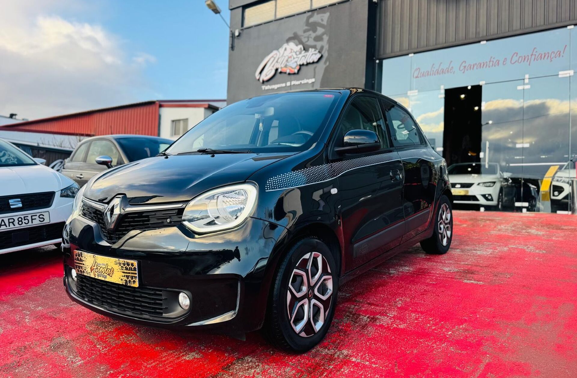 RENAULT Twingo 1.0 SCe Intens