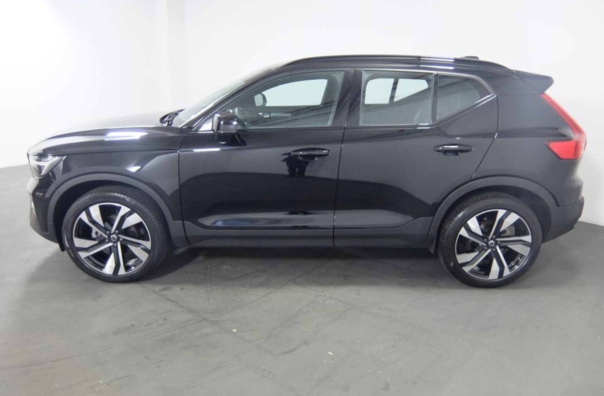 VOLVO XC40 1.5 T2 Plus Dark Auto