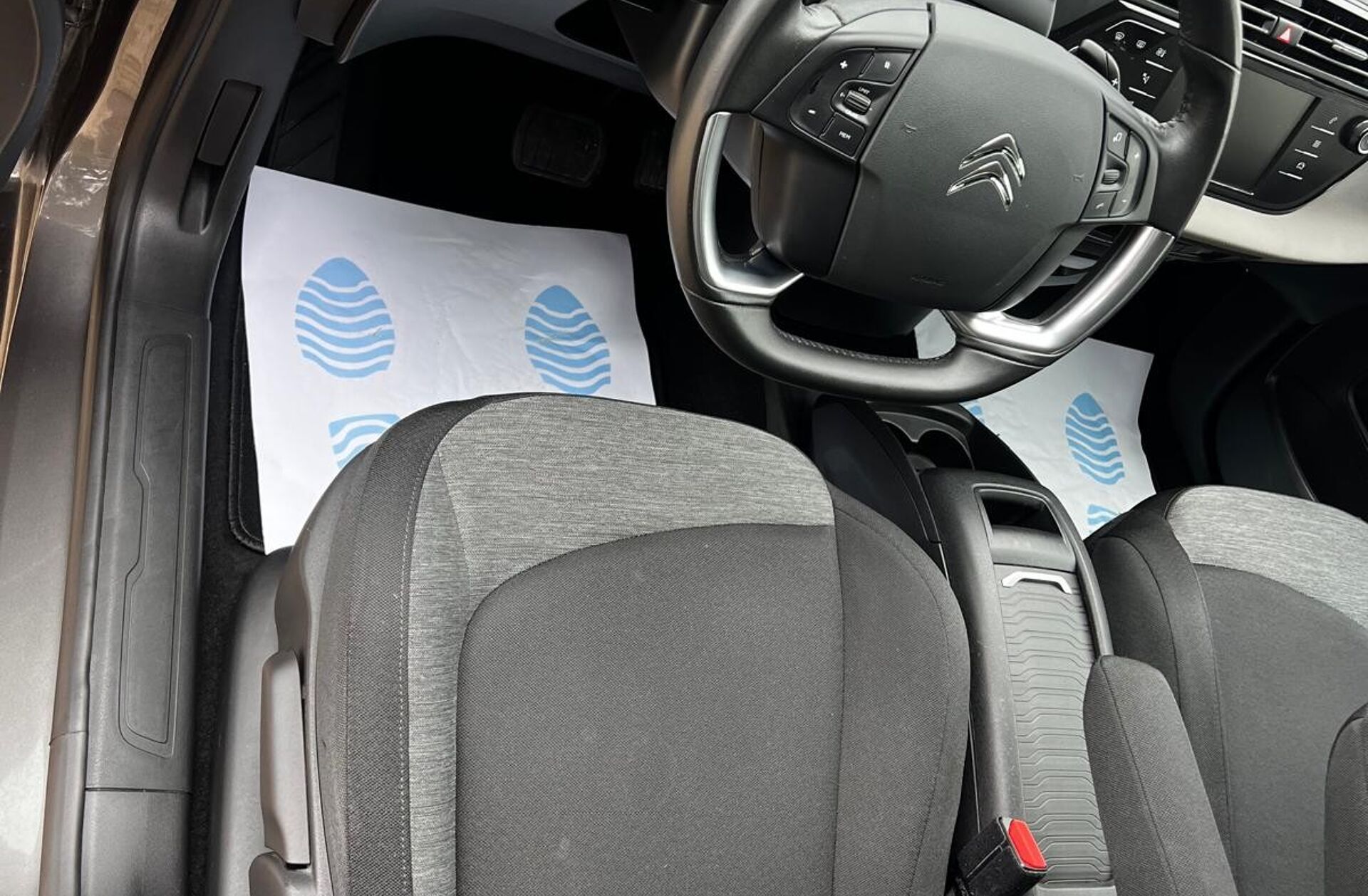 CITROEN C4 1.5 BlueHDi Feel EAT8